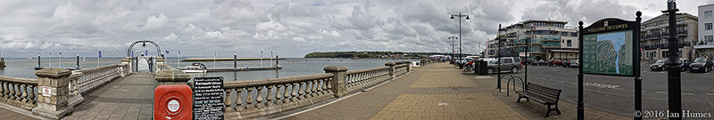 Cowes - Click to enlarge Cowes - Isle of Wight