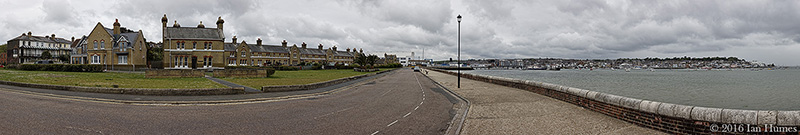 The Esplanade - Click to enlarge The Esplanade - East Cowes